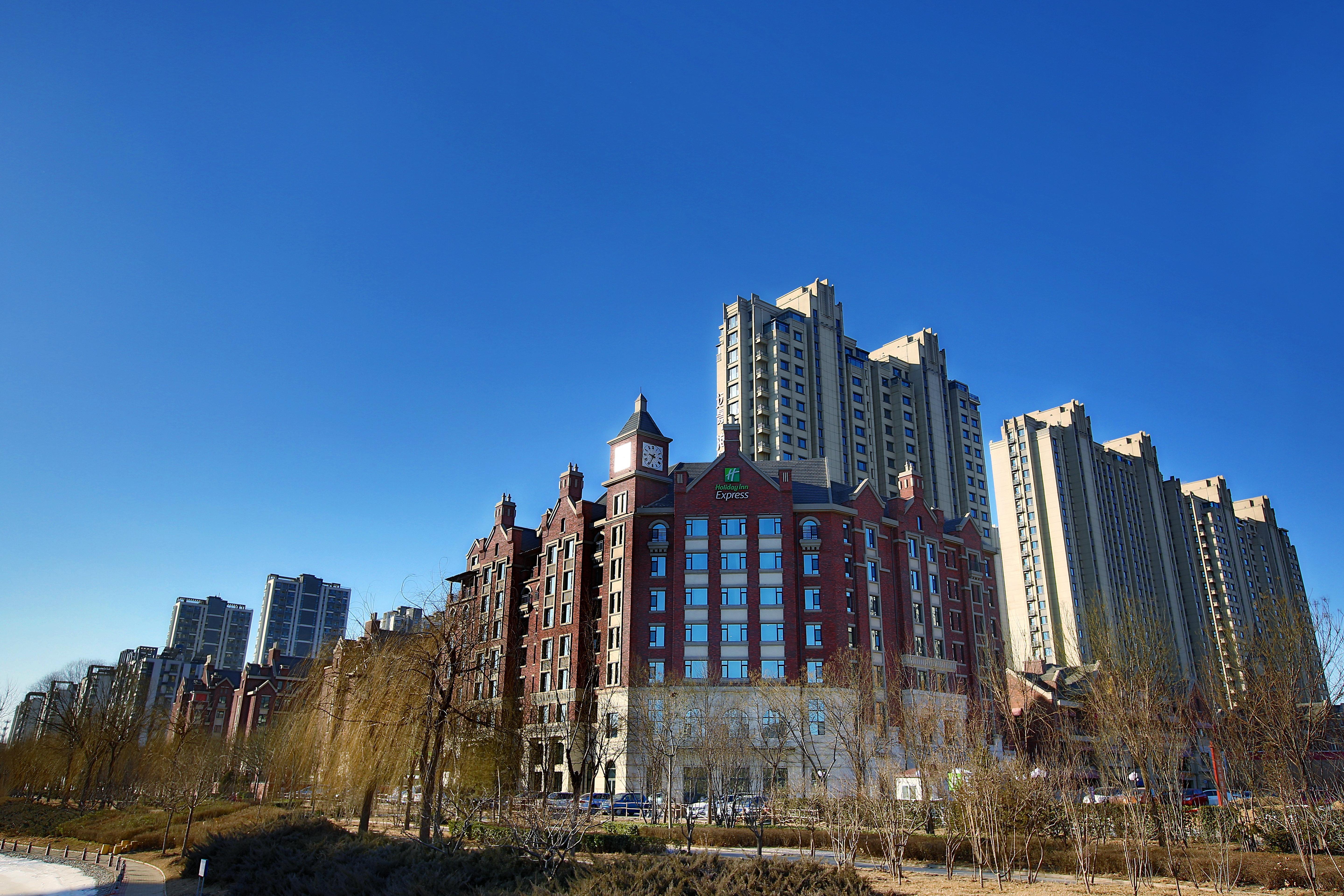 Holiday Inn Express Langfang Park View By Ihg ภายนอก รูปภาพ